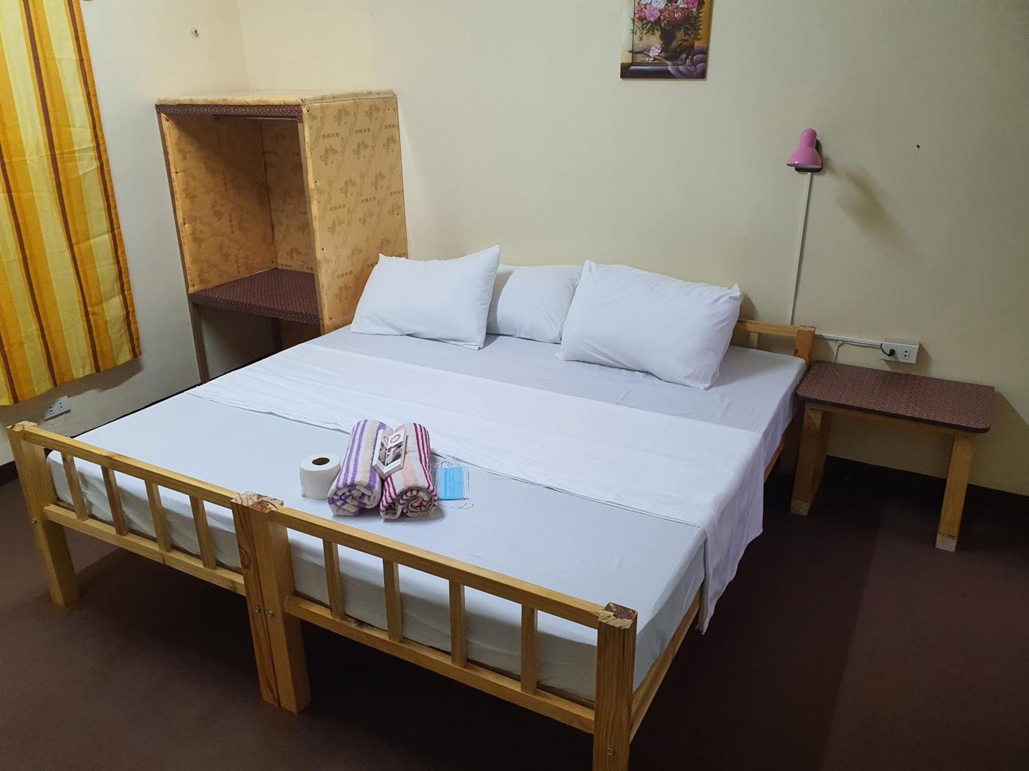 Cool Martin Family Hotel And Resort Bacoor Exterior photo